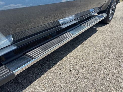 Used 2020 Chevrolet Silverado 1500 RST image 14