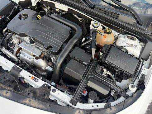 Used 2023 Chevrolet Malibu LT image 52