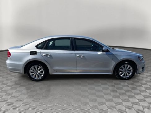 Used 2012 Volkswagen Passat 2.5 S image 3