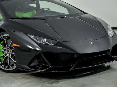 Used 2022 Lamborghini Huracan EVO AWD/4WD image 3