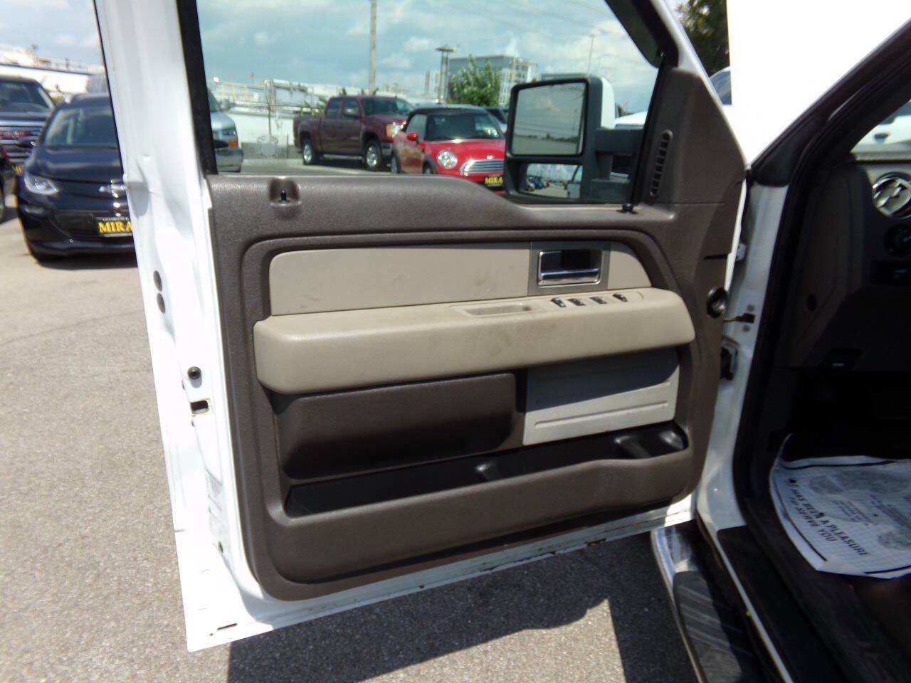 Used 2009 Ford F150 Lariat AWD/4WD image 19