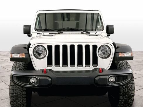 Used 2022 Jeep Wrangler Unlimited Rubicon w/ Cold Weather Group AWD/4WD image 3