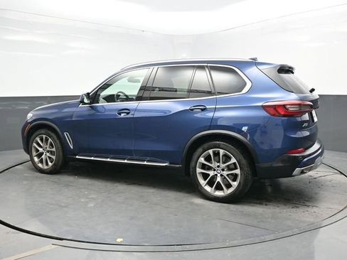 Used 2023 BMW X5 xDrive40i w/ Premium Package image 4