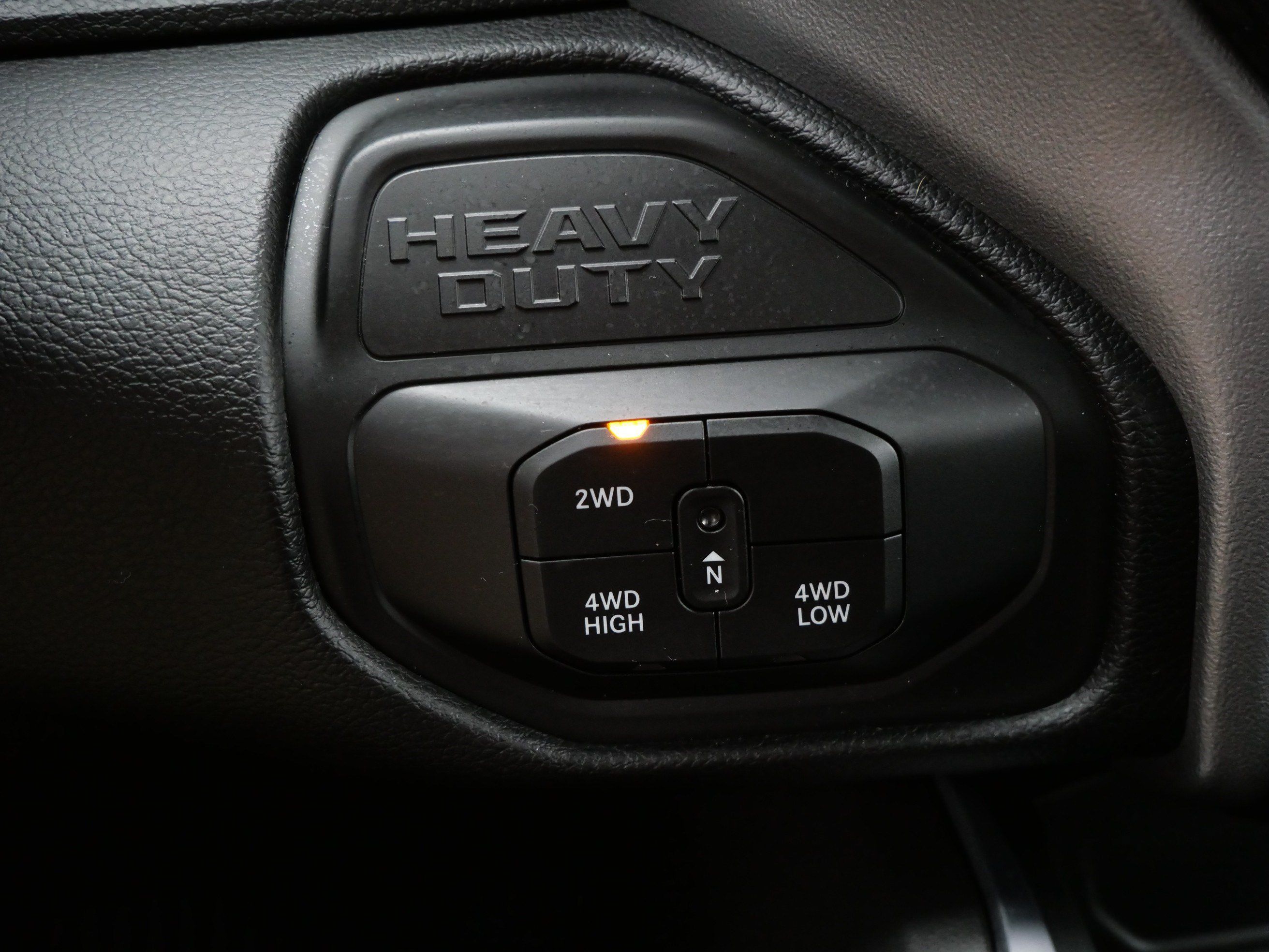 Used 2025 RAM 3500 Big Horn AWD/4WD image 31