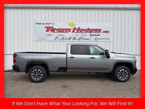 New 2026 Chevrolet Silverado 2500 Custom AWD/4WD image 1