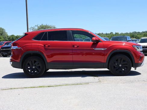 Used 2022 Volkswagen Atlas Cross Sport SE AWD/4WD image 7