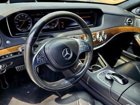Used 2015 Mercedes-Benz S 63 AMG 4MATIC Sedan image 14