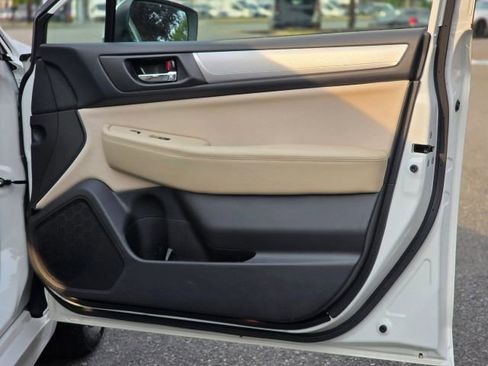 Used 2017 Subaru Legacy 2.5i Premium image 25