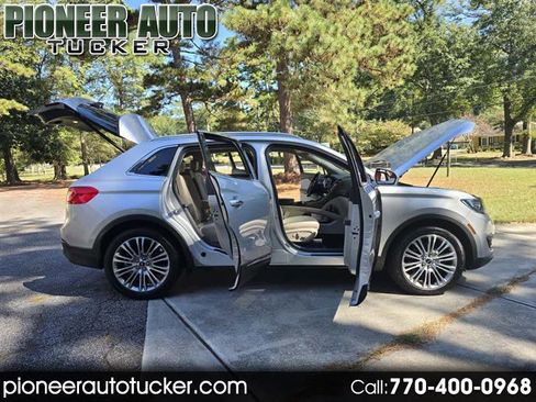 Used 2017 Lincoln MKX Reserve w/ Lincoln MKX Climate Package image 1