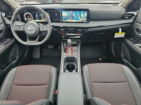 New 2026 Nissan Kicks SR w/ SR Premium Package image 9