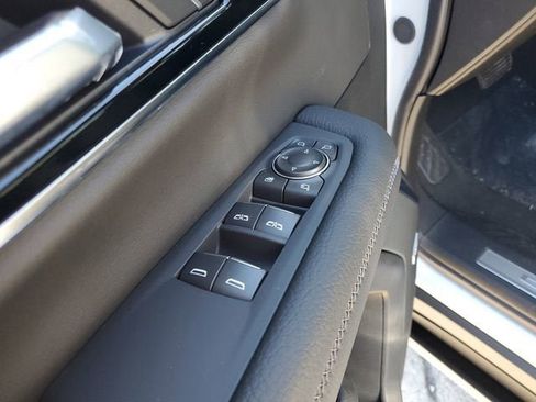 New 2026 GMC Yukon XL Denali image 18