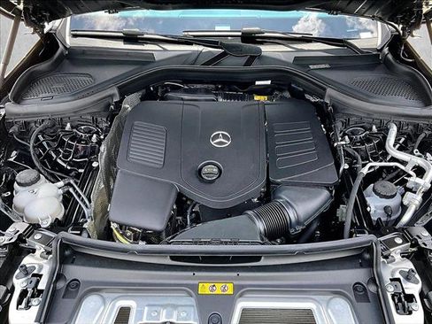 Certified 2026 Mercedes-Benz GLC 300 image 11