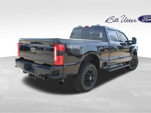Used 2024 Ford F250 XLT w/ Black Appearance Package image 5