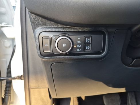 Used 2025 Ford Explorer Active w/ Active Comfort Package image 21