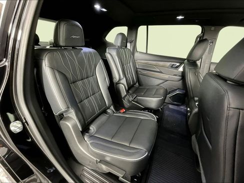 New 2026 Buick Enclave Avenir w/ Super Cruise Package image 10