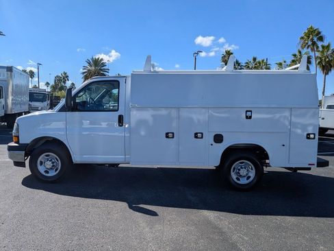 New 2025 Chevrolet Express 3500 w/ Power Convenience Package image 8