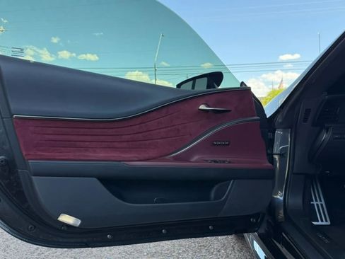 Used 2018 Lexus LC 500 Coupe w/ Touring Package RWD image 33