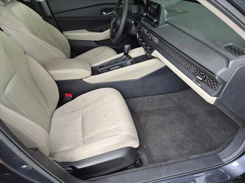 Certified 2024 Honda Accord EX image 19
