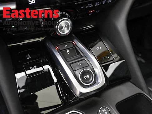 Used 2023 Acura MDX SH-AWD w/ Technology Package image 13