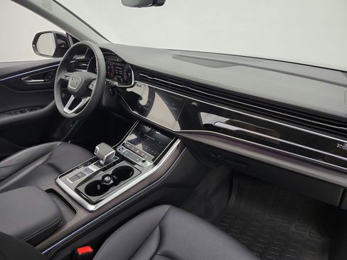 Used 2023 Audi Q8 Premium Plus w/ Premium Plus Package image 20