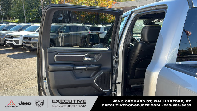 Used 2023 RAM 1500 Laramie AWD/4WD image 22