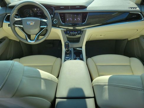 Used 2020 Cadillac XT6 Premium Luxury image 18