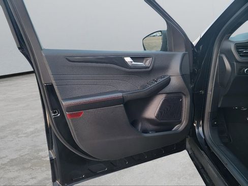 Used 2023 Ford Escape ST-Line w/ Tech Pack #1 image 10