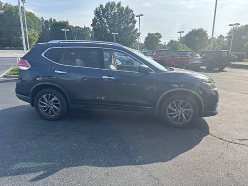 Used 2016 Nissan Rogue SL FWD image 2