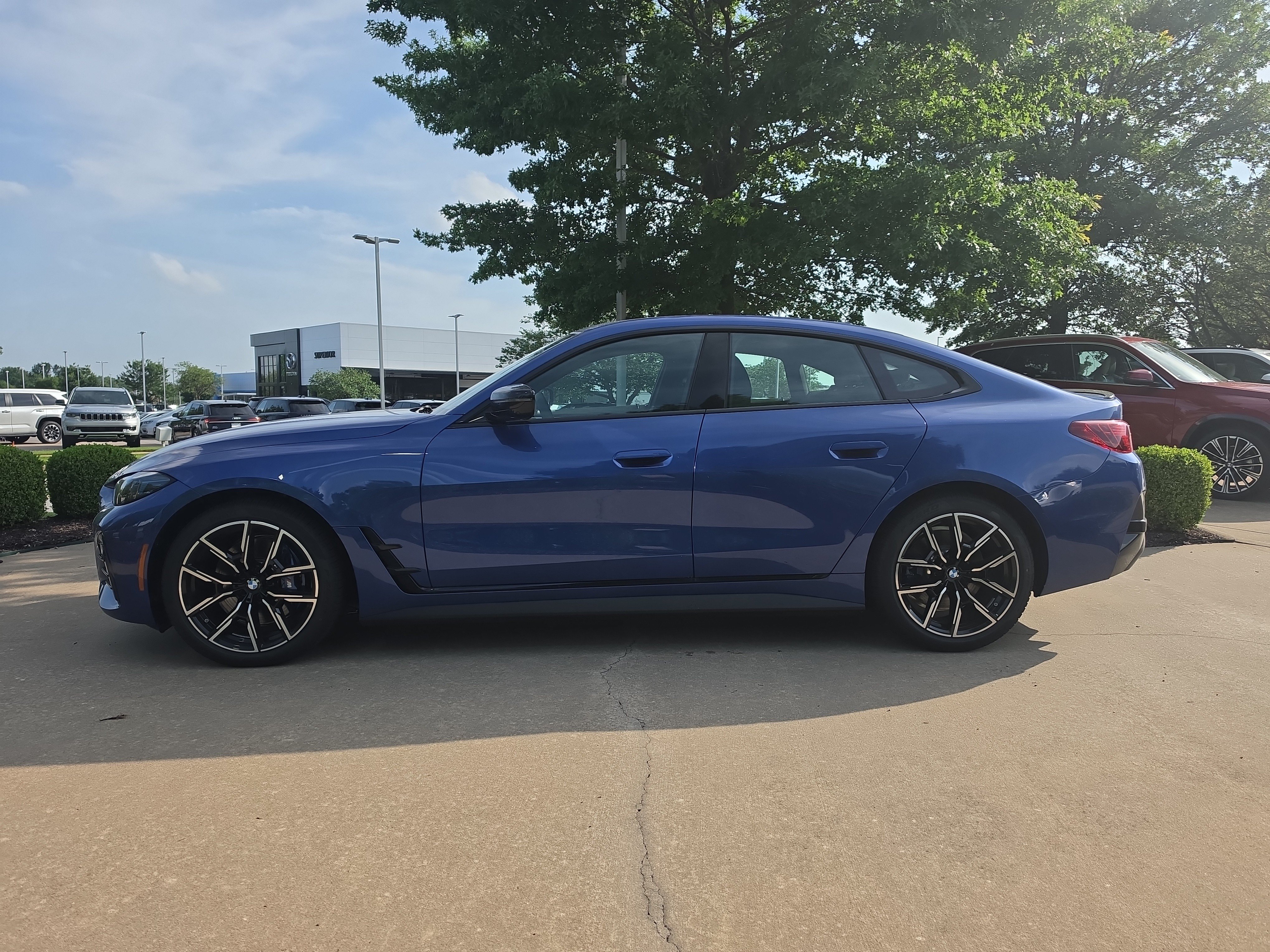 New 2026 BMW i4 xDrive40i w/ M Sport Package AWD/4WD image 2