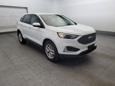 Used 2024 Ford Edge SEL image 13