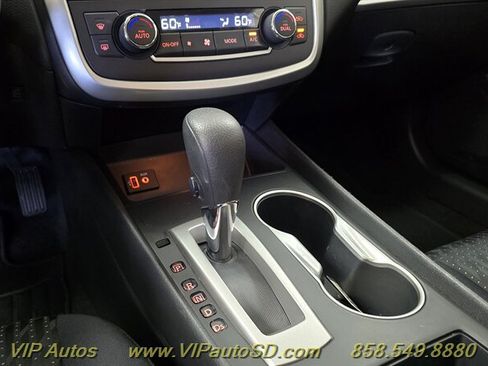 Used 2017 Nissan Altima 2.5 SV FWD image 22