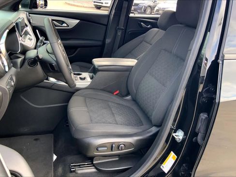 Used 2022 Chevrolet Blazer LT image 7