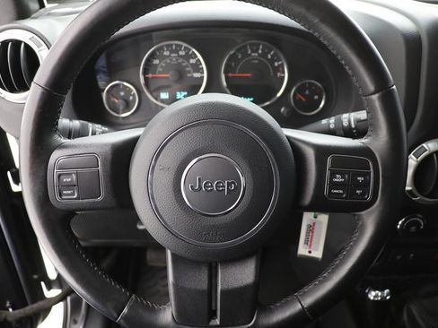 Used 2017 Jeep Wrangler Unlimited Rubicon w/ Dual Top Group image 20