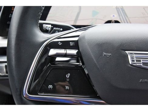 Certified 2024 Cadillac Lyriq Luxury RWD image 15