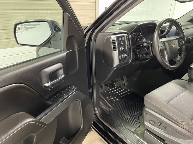 Used 2017 Chevrolet Silverado 1500 LT w/ All Star Edition AWD/4WD image 10