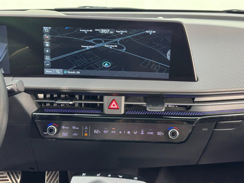 Used 2022 Kia EV6 GT-Line w/ GT-Line Suede Seat Package image 24