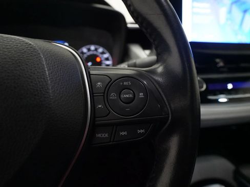 Used 2023 Toyota Corolla SE FWD image 18