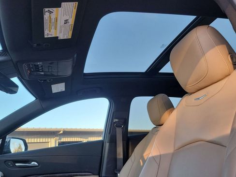 Used 2024 Cadillac XT4 Premium Luxury w/ Active Safety Package image 21