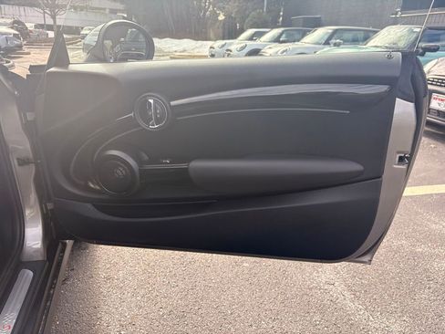 Used 2016 MINI Cooper S image 19