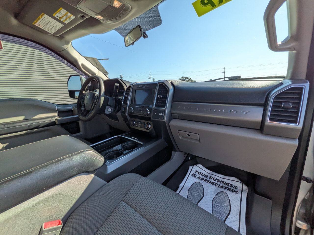 Used 2019 Ford F250 XLT w/ XLT Premium Package AWD/4WD image 21