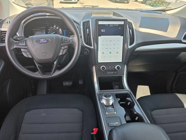 Certified 2023 Ford Edge SE w/ Black Appearance Package AWD/4WD image 11