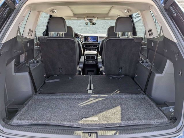 Certified 2026 Volkswagen Atlas SEL Premium R-Line AWD/4WD image 12