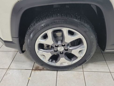 Used 2020 Jeep Compass Limited image 55