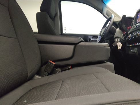 Used 2022 Chevrolet Silverado 1500 Custom RWD image 21