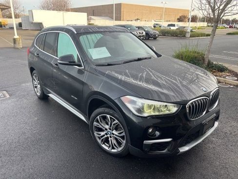 Used 2017 BMW X1 xDrive28i image 3