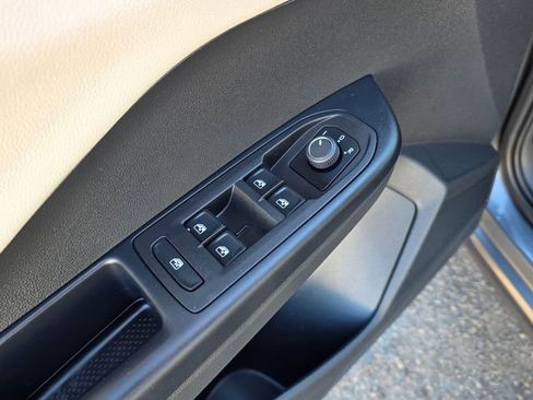 Used 2025 Volkswagen Taos S FWD image 22