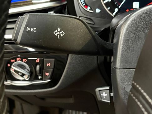 Used 2019 BMW 530i xDrive image 34