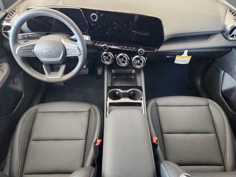 New 2025 Chevrolet Blazer EV LT image 20