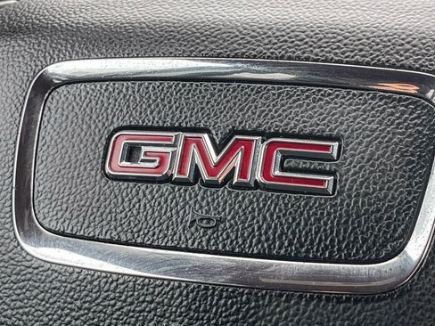 Used 2020 GMC Acadia SLE image 21