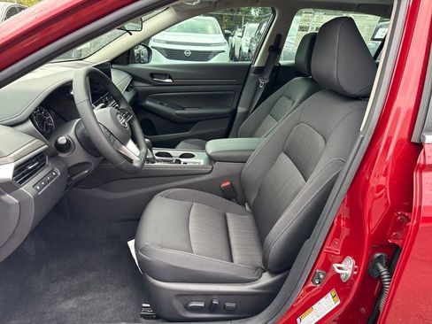 New 2025 Nissan Altima 2.5 SV w/ SV Premium Package image 9